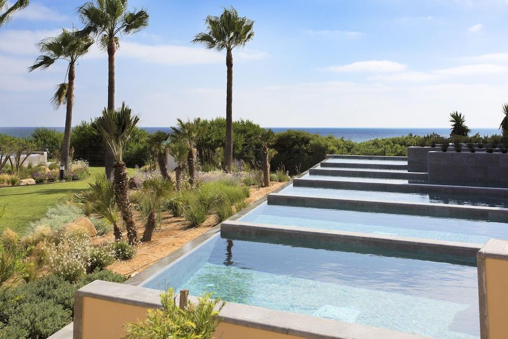 Hipotels Barrosa Palace & Spa Chiclana de la Frontera Ngoại thất bức ảnh The pool at the hotel