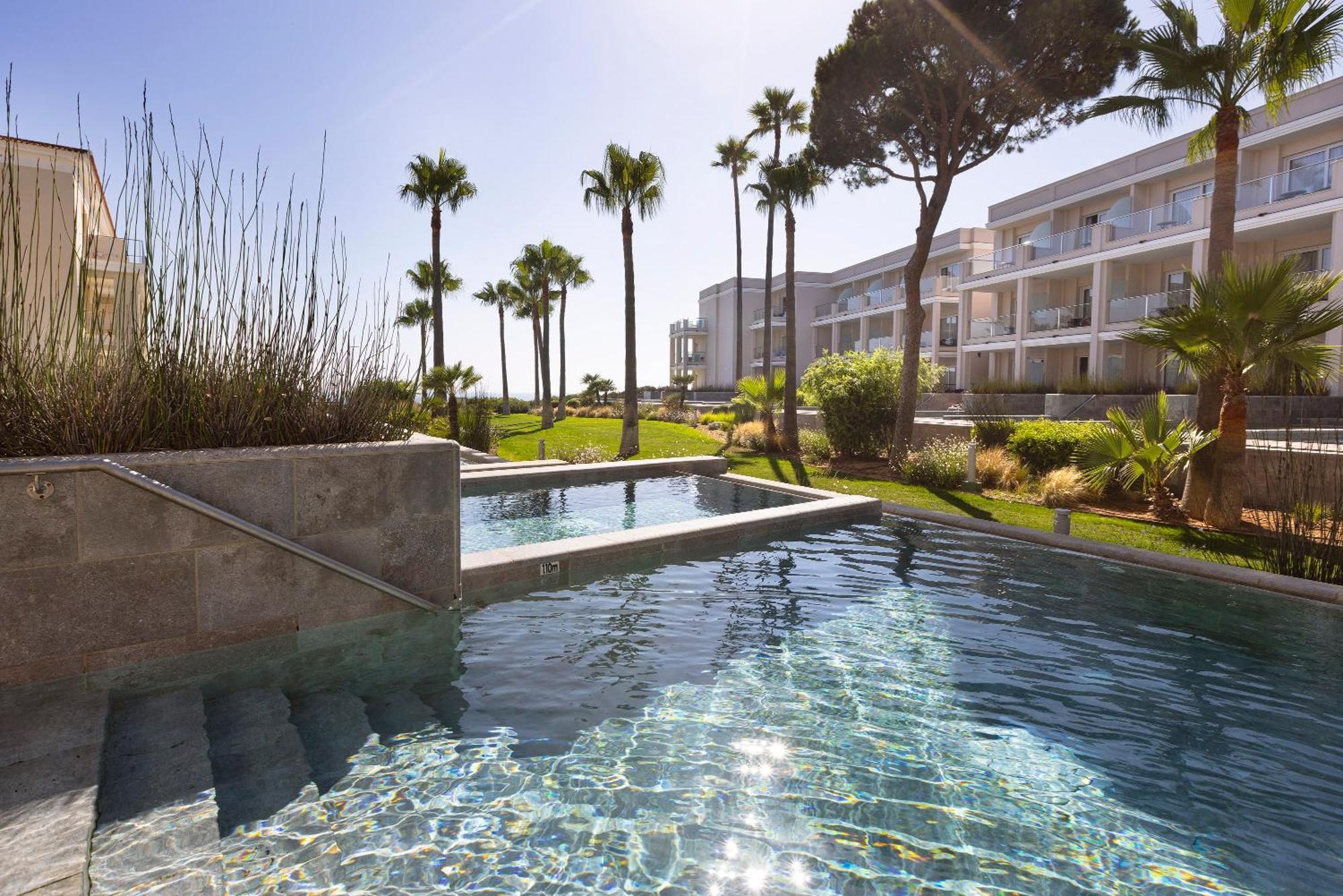 Hipotels Barrosa Palace & Spa Chiclana de la Frontera Ngoại thất bức ảnh The hotel's swimming pool