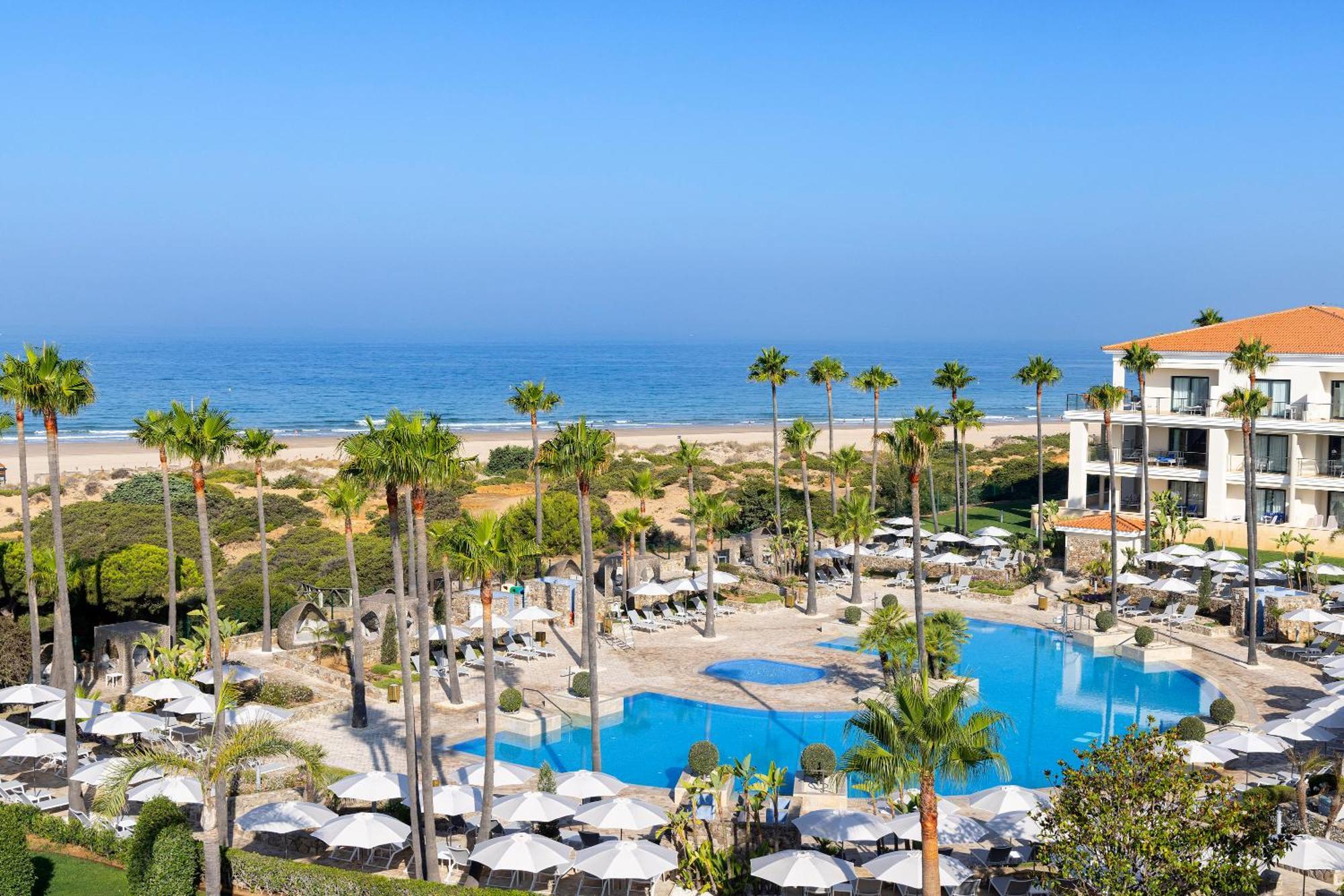 Hipotels Barrosa Palace & Spa Chiclana de la Frontera Ngoại thất bức ảnh The pool at the Hilton Tel Aviv